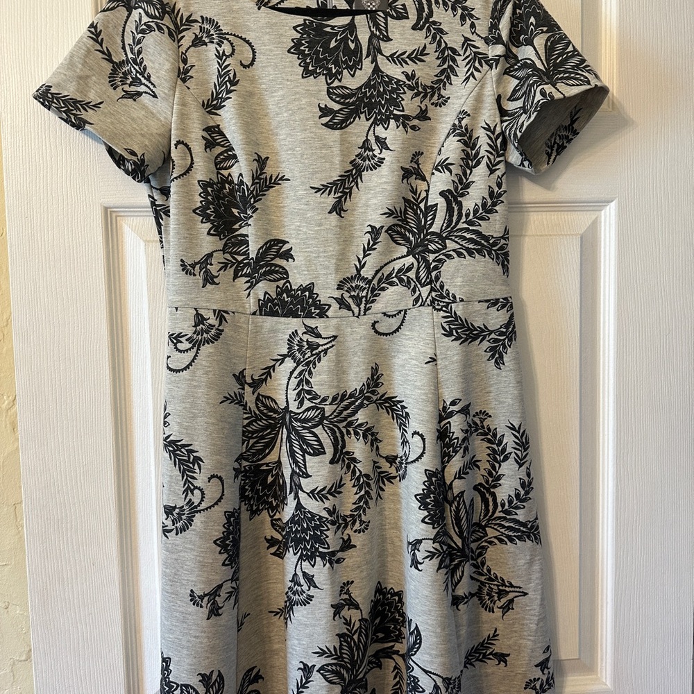 Floral Patterned Grey Dress